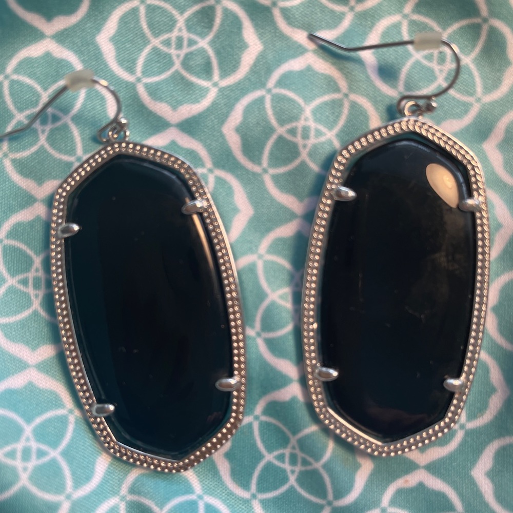Kendra Scott Black Elle Drop Earrings